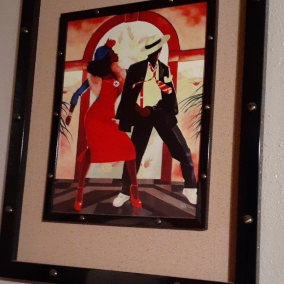 Just hangs in my room no use for it - Picture 2 of 2